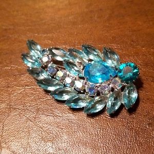 Vintage Weiss Aqua Rhinestone and Aurora Borealis Brooch